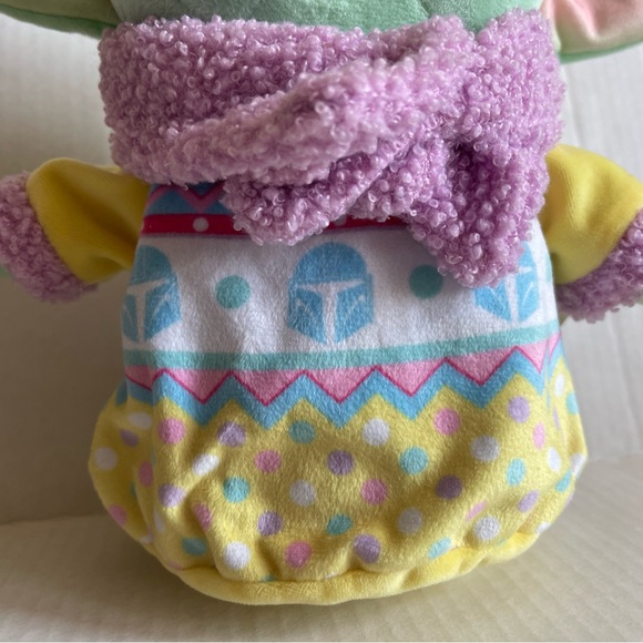 NWT Easter Grogu/Baby Yoda Plush 2022 Star Wars The Mandalorian The Child - Picture 13 of 14